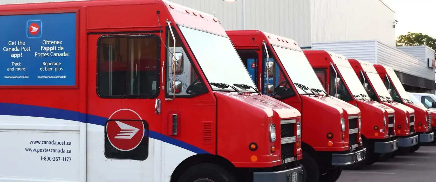 Canada Post delivery banner