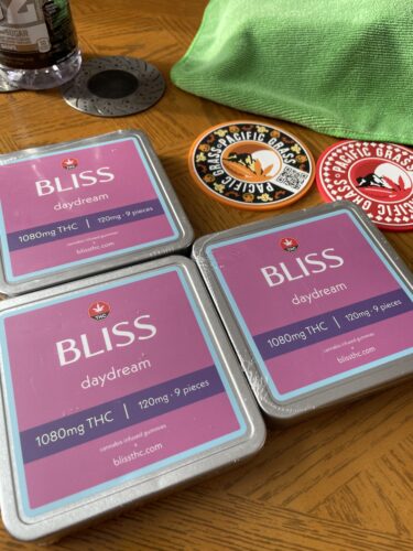 Bliss Edibles Mix & Match photo review