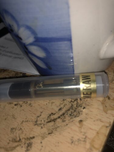 Golden Monkey Extracts - Premium 800MG THC Cartridges - 1ML photo review