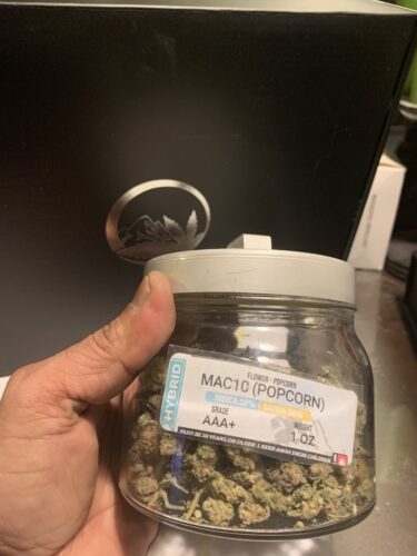 MAC 10 - Popcorn photo review