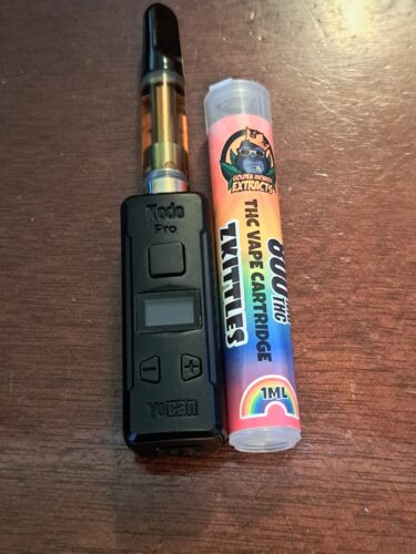 Golden Monkey Extracts - Premium 800MG THC Cartridges - 1ML photo review
